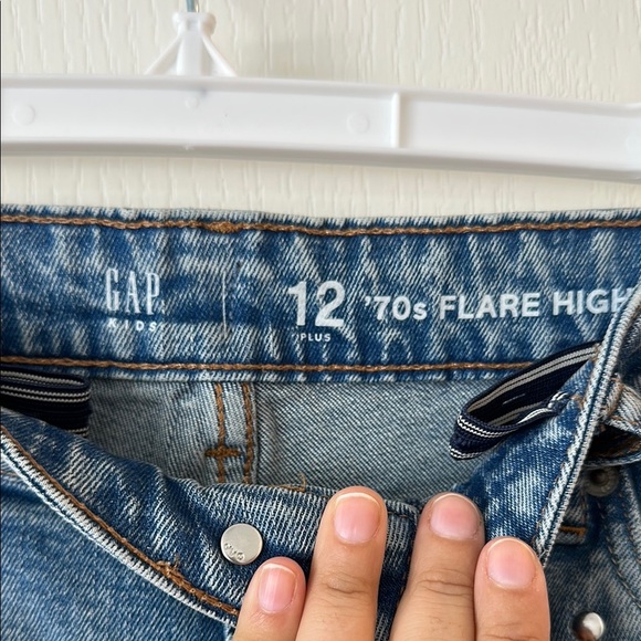 GAP Blue Flare Jeans with Mid-Rise Fit - Picture 3 of 5